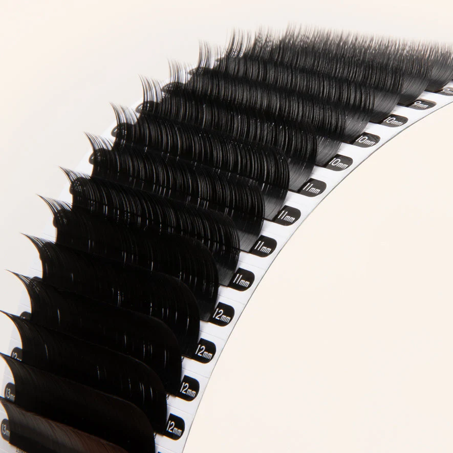 Volume Chelsea Lashes 0.07 - Image 2