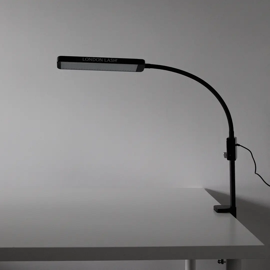 Glamcor Reveal Light - Image 5