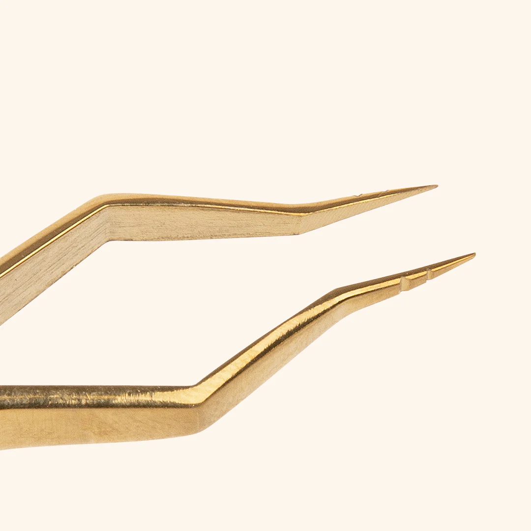 IsoQuick - Isolating Lash Tweezers - Image 4