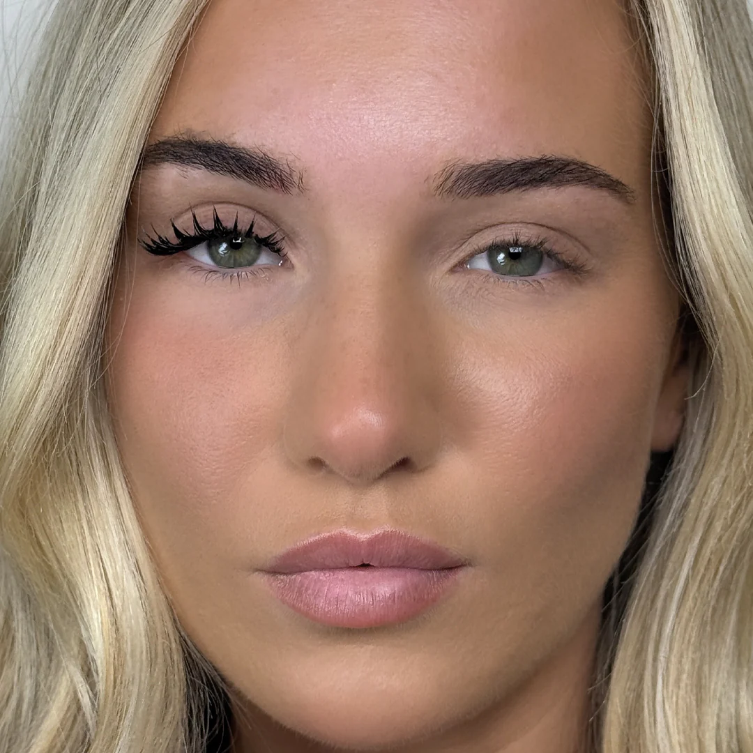 2-in-1 Styling Gel for Lash Spikes - Image 4